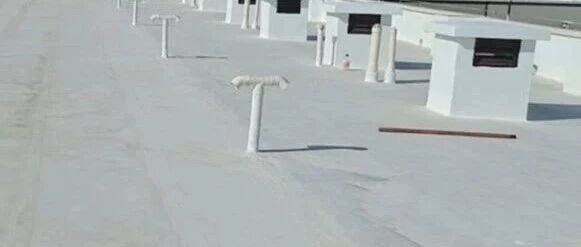 给老建筑穿上“智能雨衣”